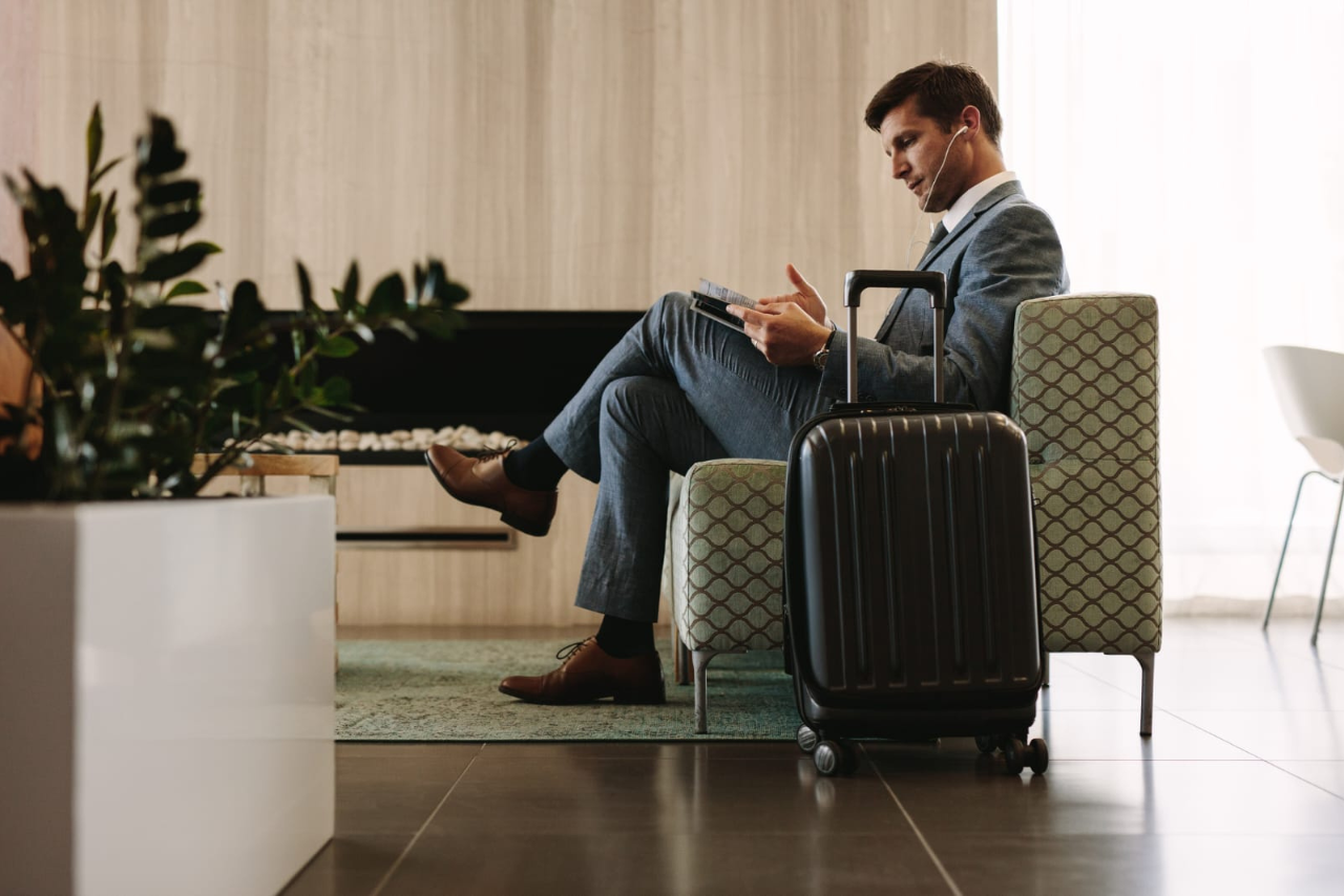 Relax, Recharge & Prepare: What to Expect at Uber Lounge at Dubai Airport Terminal 3