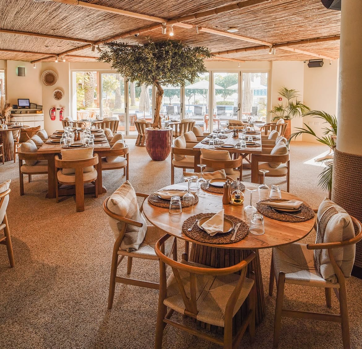 30+ Budget-Friendly Brunch Restaurants in Dubai